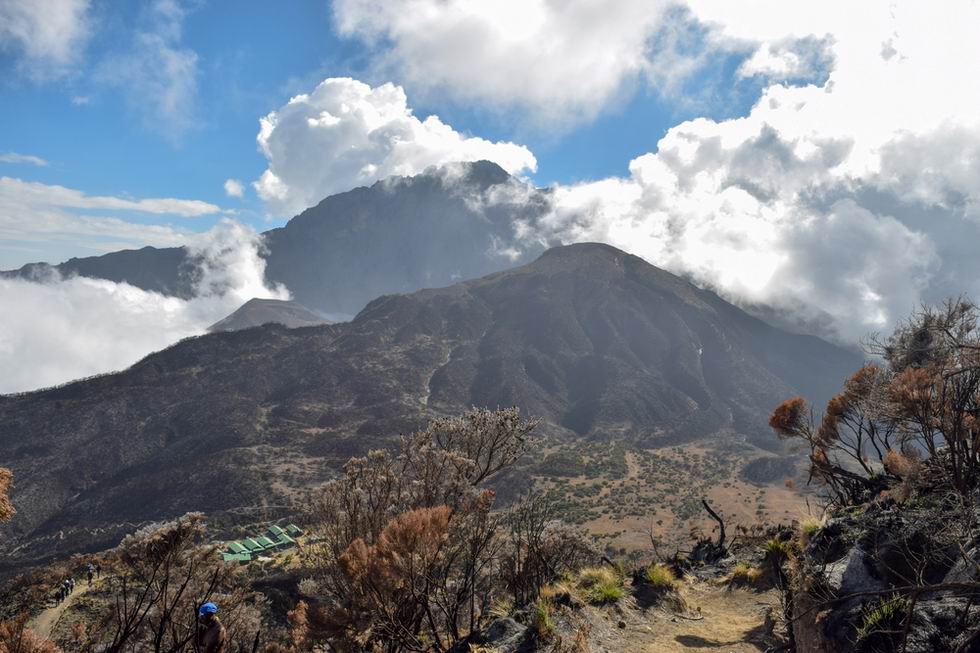 meru nemzeti park - Mont Meru